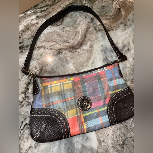 Dooney & Bourke Handbags - Dooney and bourke bag